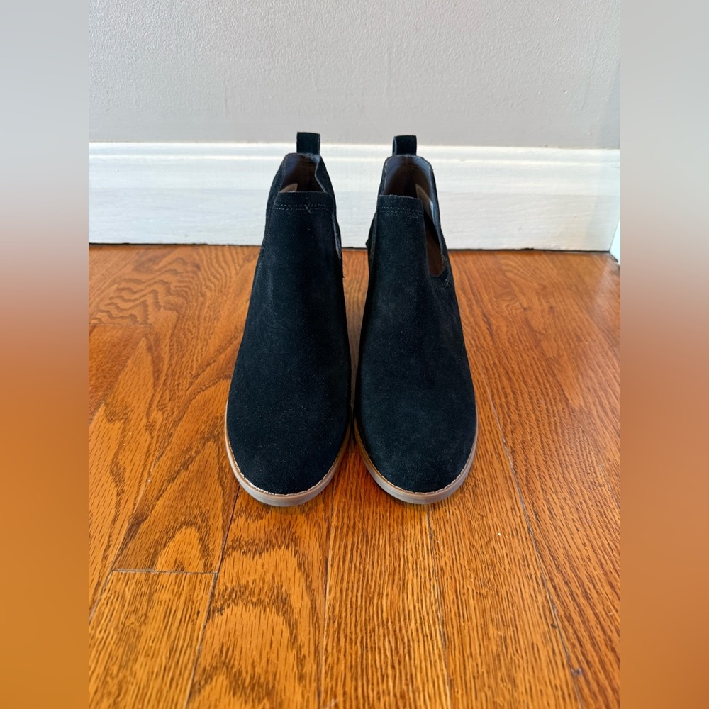 Tom’s Women’s Kallie Black Suede Ankle Booties - Picture 3 of 11